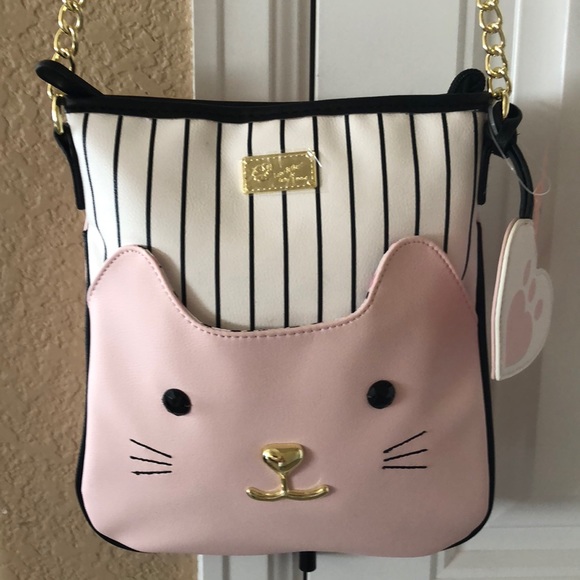 Betsey Johnson Handbags - 🌸NWT! BETSEY JOHNSON BLUSH CAT CROSS BODY BAG